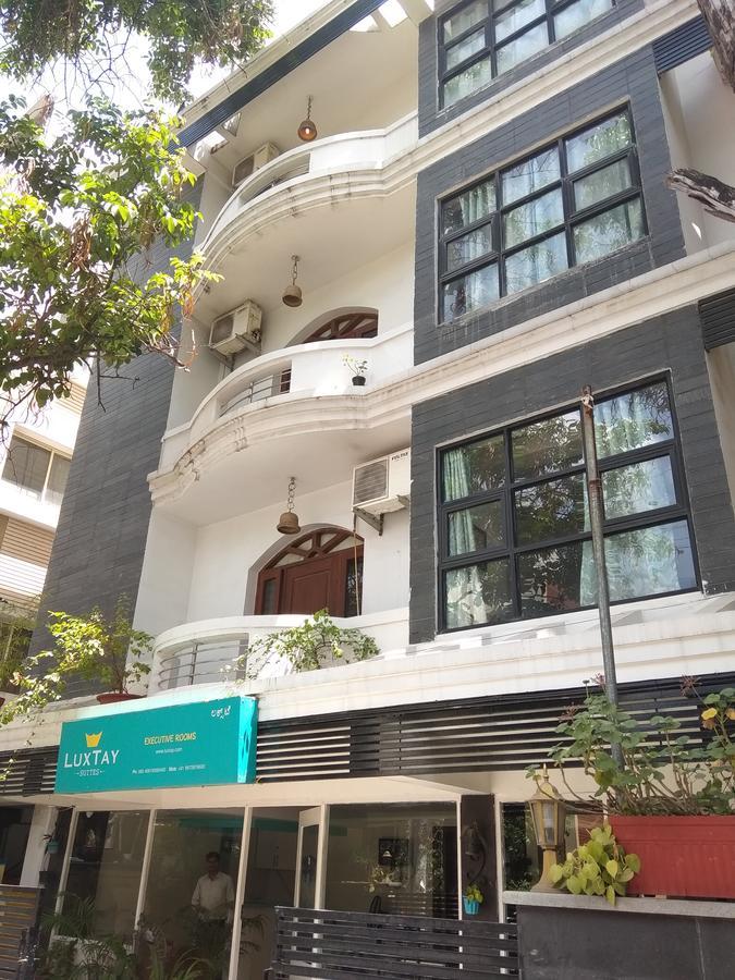 Luxtay Suites Bangalore Exterior photo